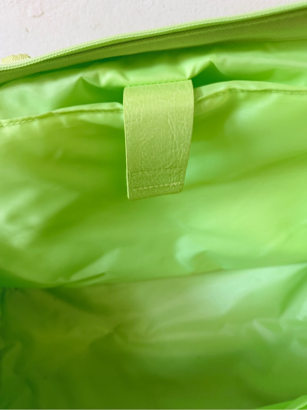 BEIS Lime Green Travel Tote - Picture 7 of 10